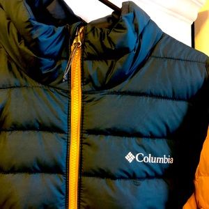 Mens Columbia down jacket Size L